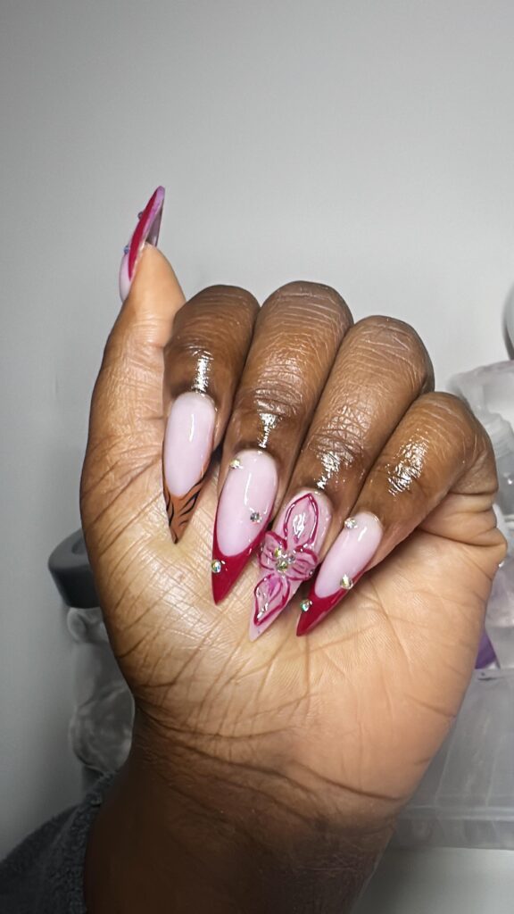 © Nails By Evees