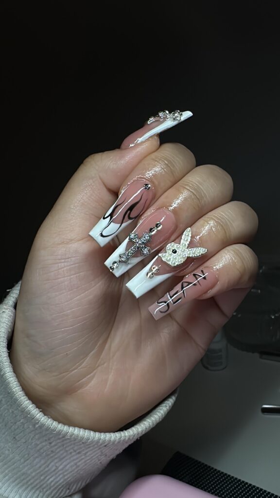 © Nails By Evees